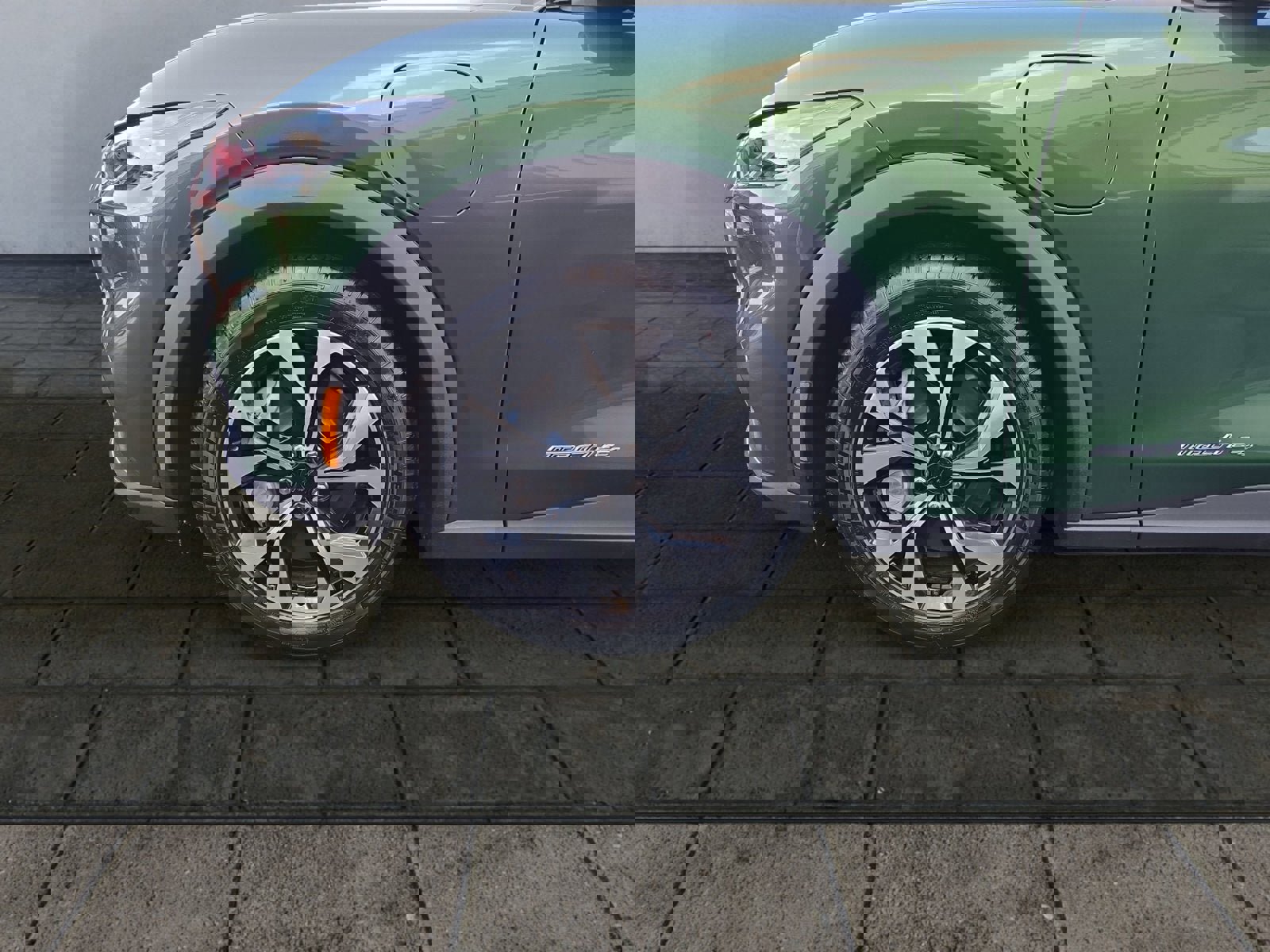 Certified 2025 Ford Mustang Mach-E Select w/ Comfort Package Lite image 26