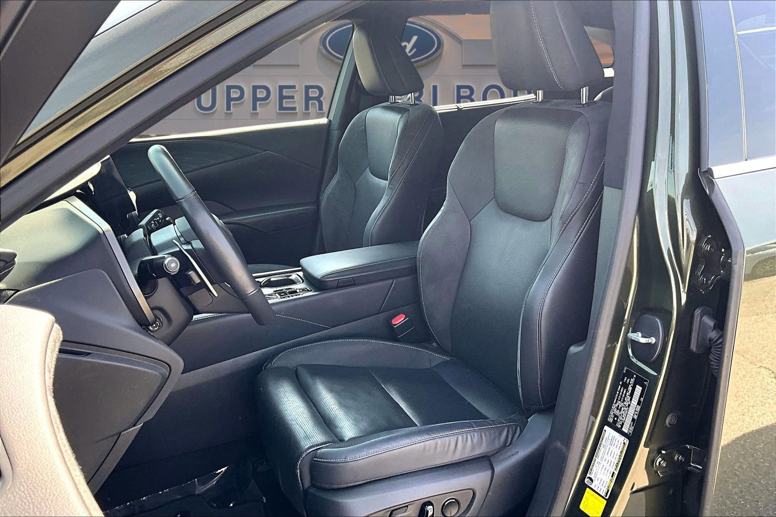 Used 2023 Lexus RX 350 AWD w/ Accessory Package (Z1) image 25