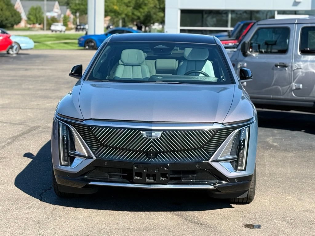 Used 2024 Cadillac Lyriq Luxury w/ LPO, Floor Liner Package AWD/4WD image 37