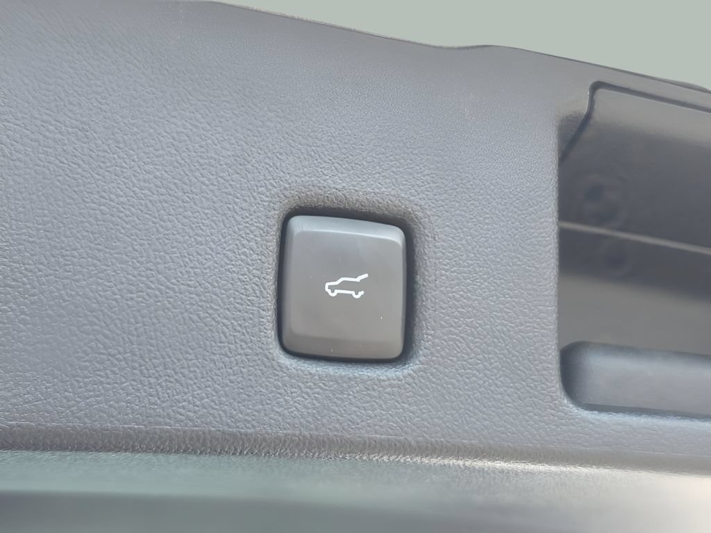 Certified 2024 Ford Escape Platinum AWD/4WD image 15