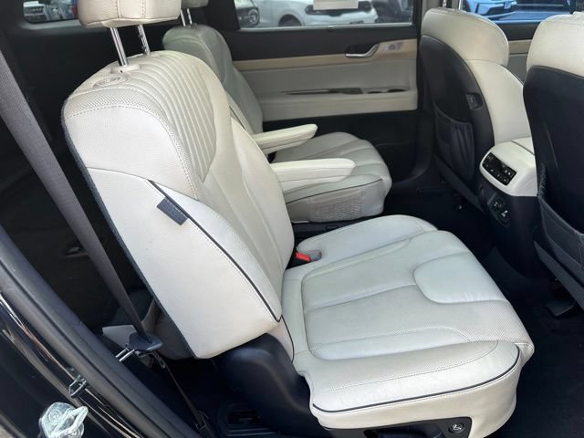 Used 2023 Hyundai Palisade Limited w/ Cargo Package AWD/4WD image 9