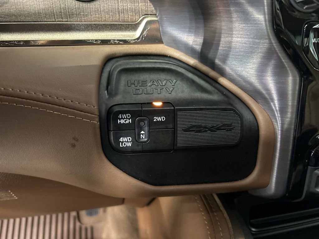 Used 2024 RAM 3500 Limited w/ Towing Technology Group AWD/4WD image 17