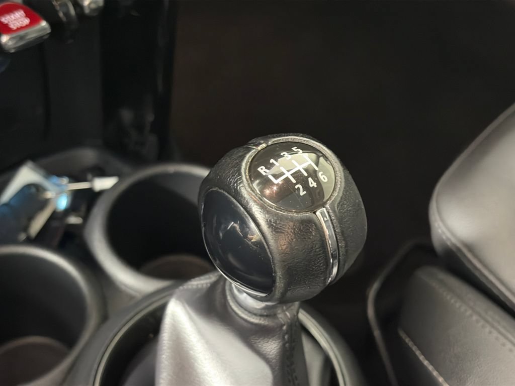 Used 2024 MINI Cooper S FWD image 23