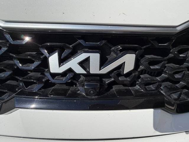 Used 2023 Kia Sorento SX Prestige w/ Panoramic Sunroof Package AWD/4WD image 23