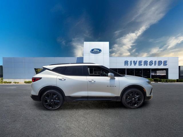 Used 2022 Chevrolet Blazer RS w/ Enhanced Convenience Package image 8