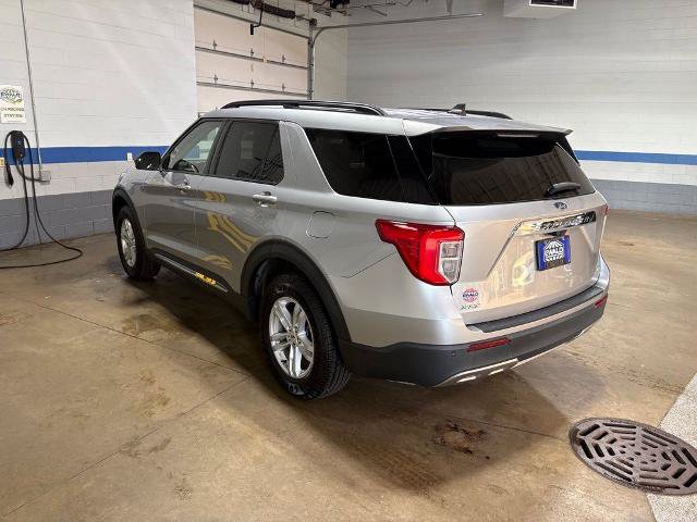 Certified 2023 Ford Explorer XLT w/ Equipment Group 202A AWD/4WD image 8