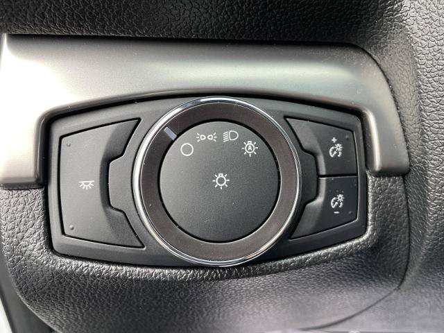 Certified 2018 Ford Explorer XLT FWD image 12