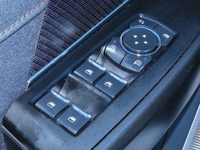 Certified 2022 Ford F150 Raptor w/ Equipment Group 801A High image 16