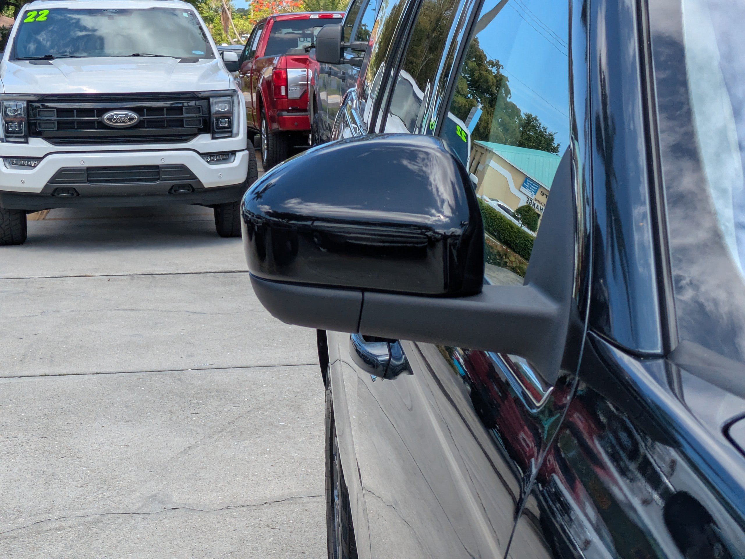 Certified 2025 Ford Expedition Active AWD/4WD image 10