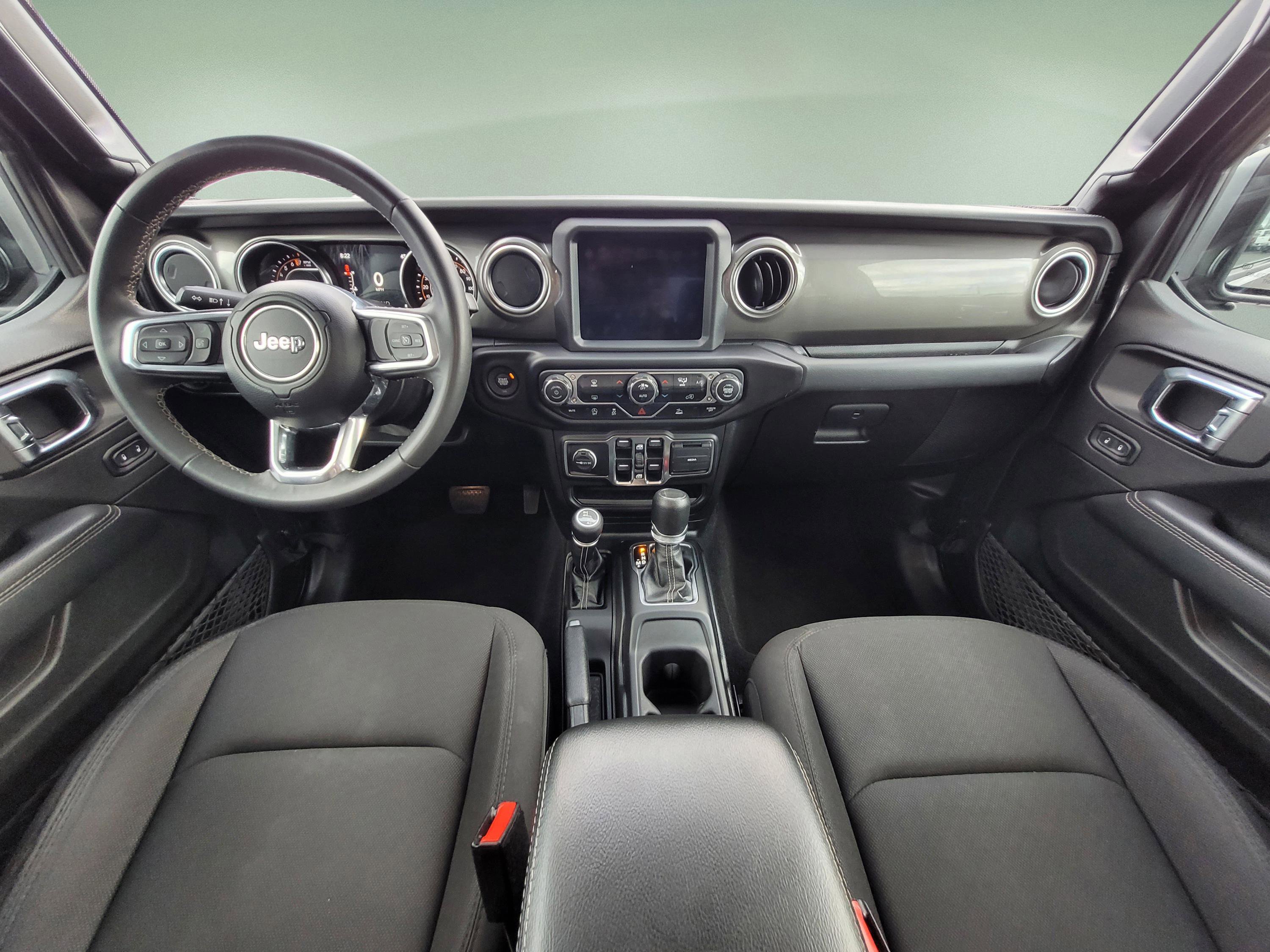 Used 2023 Jeep Gladiator Overland AWD/4WD image 15