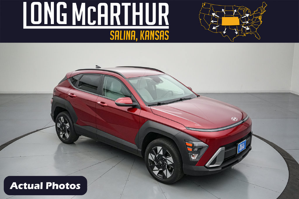 Used 2025 Hyundai Kona SEL AWD/4WD image 1