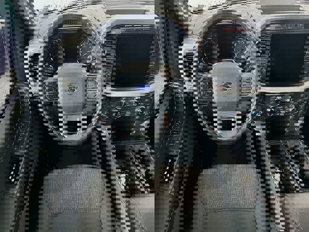 Certified 2022 Ford F150 XLT w/ Equipment Group 302A High image 13