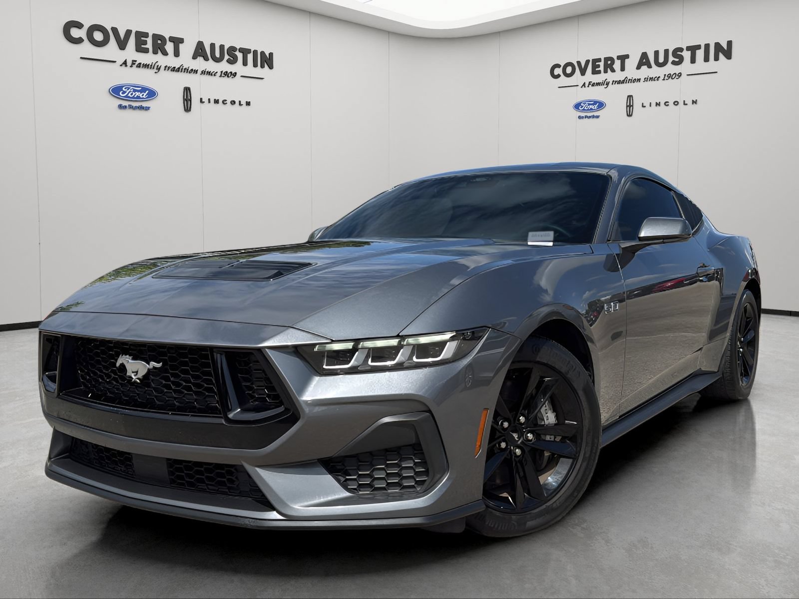 Certified 2024 Ford Mustang GT RWD image 2