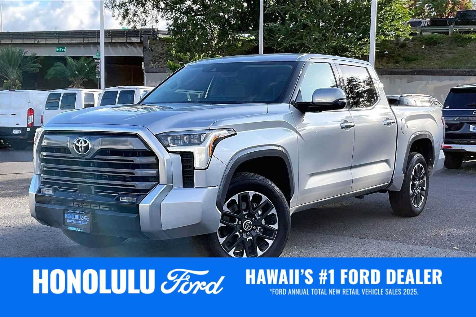 Used 2023 Toyota Tundra Limited AWD/4WD image 1