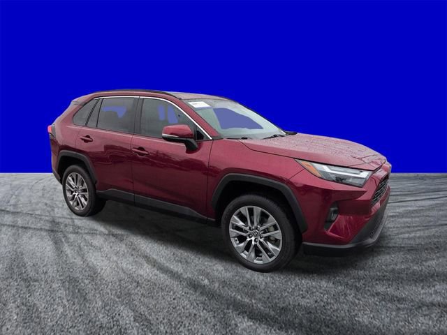 Used 2022 Toyota RAV4 XLE Premium AWD/4WD image 8