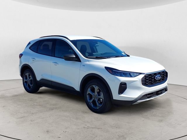 Certified 2026 Ford Escape ST-Line w/ Tech Pack #1 AWD/4WD image 7