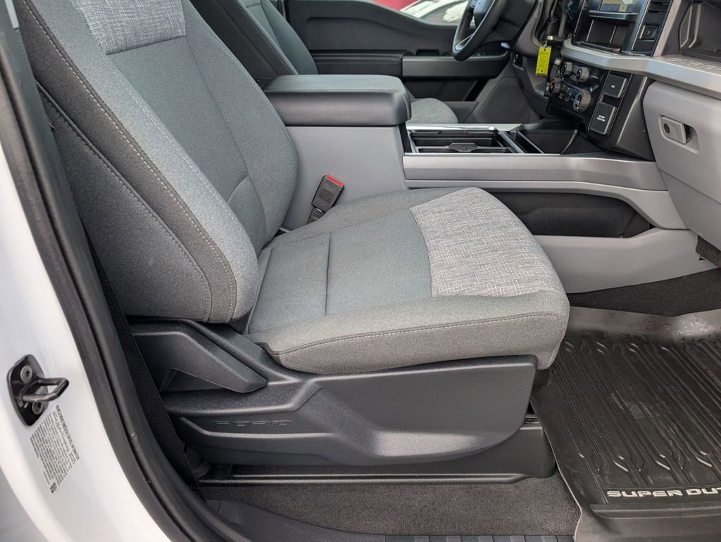 Certified 2025 Ford F350 XLT image 44