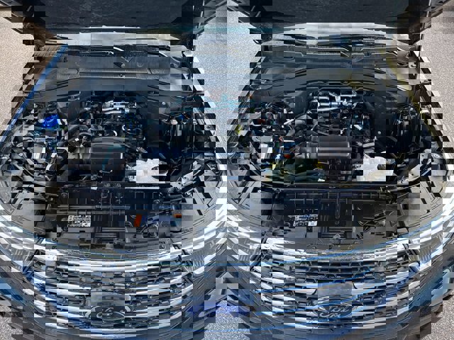 Certified 2023 Ford Explorer XLT image 3