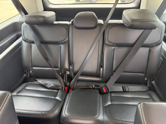 Certified 2025 Ford Expedition Max Platinum AWD/4WD image 6