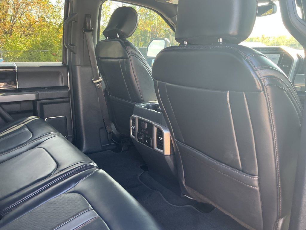 Certified 2022 Ford F450 Platinum w/ FX4 Off-Road Package AWD/4WD image 18