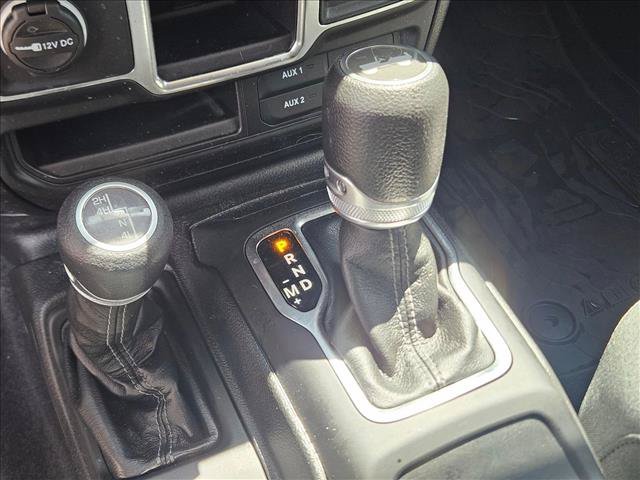 Used 2024 Jeep Wrangler Unlimited Sport AWD/4WD image 11