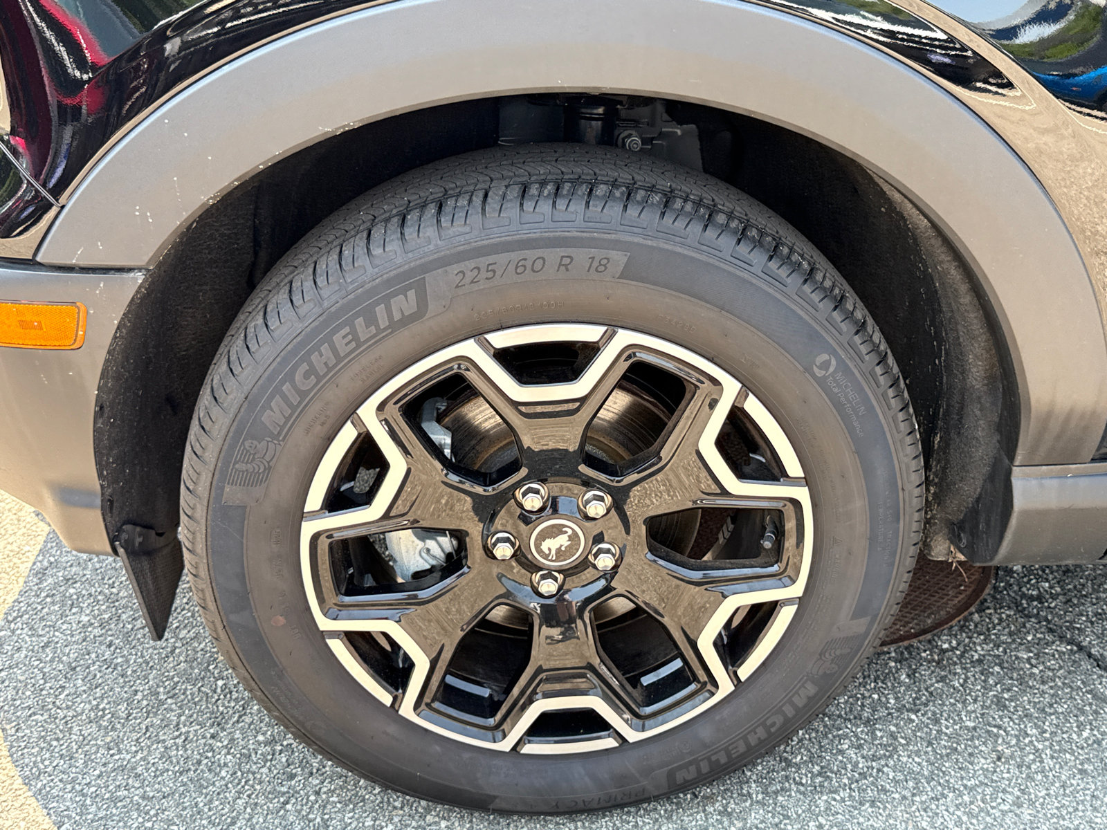 Certified 2025 Ford Bronco Sport Outer Banks w/ Outer Banks Tech Package+ AWD/4WD image 8