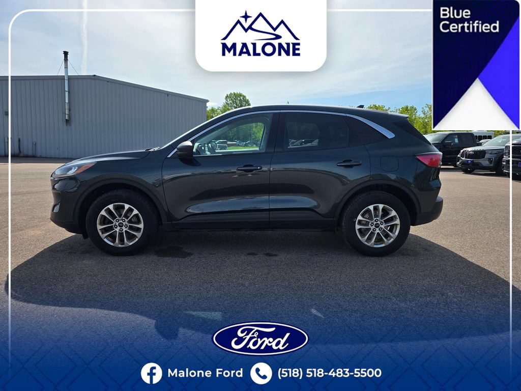 Certified 2022 Ford Escape SE w/ Cold Weather Package AWD/4WD image 2