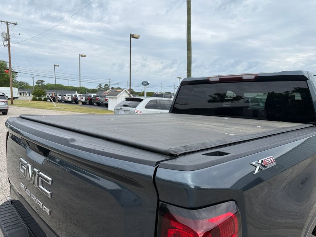 Used 2020 GMC Sierra 1500 Elevation w/ Elevation Value Package AWD/4WD image 17