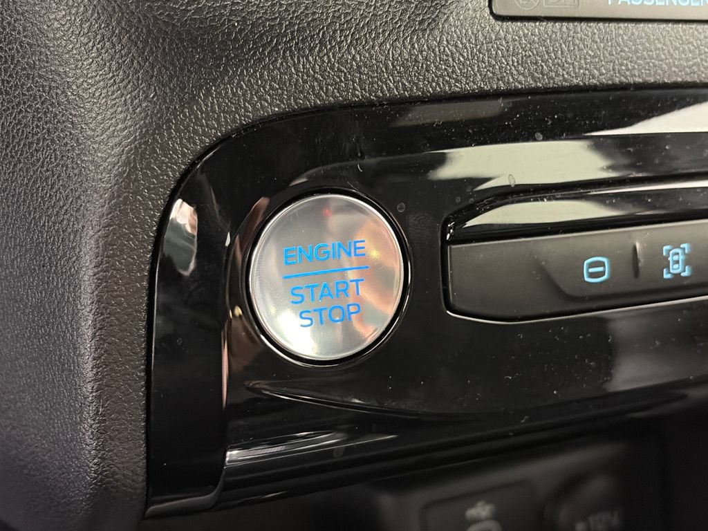 Certified 2025 Ford Escape ST-Line Select w/ Tech Pack #1 AWD/4WD image 22