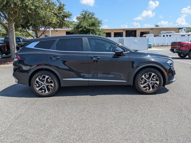 Used 2023 Kia Sportage EX FWD image 2