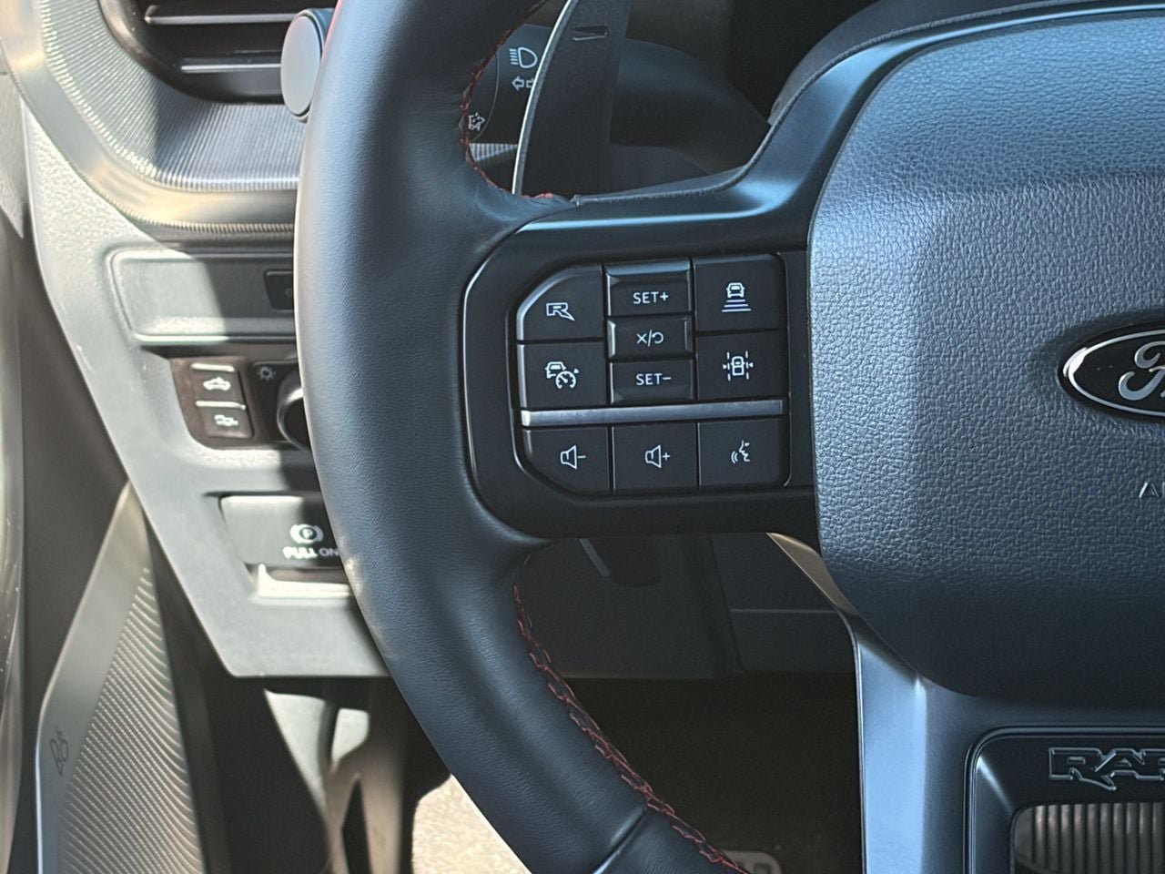 Certified 2025 Ford F150 Raptor AWD/4WD image 21