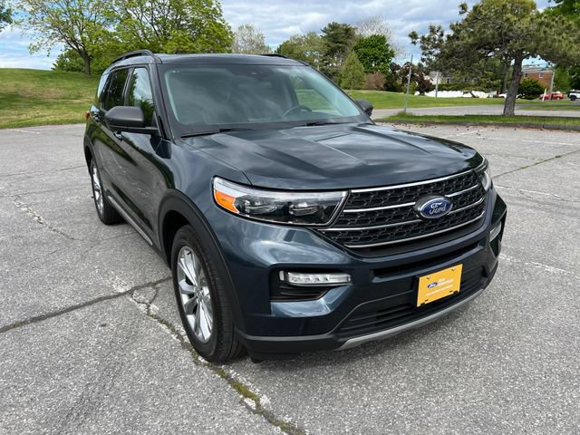 Certified 2023 Ford Explorer XLT w/ Equipment Group 202A AWD/4WD image 2