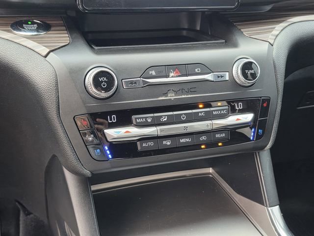 Certified 2020 Ford Explorer Limited RWD image 21