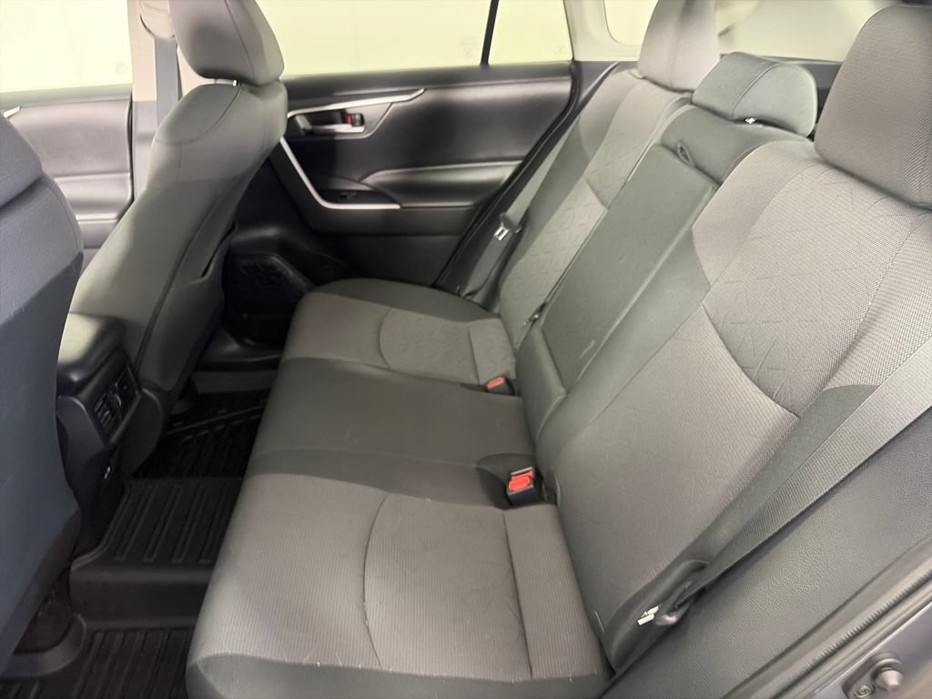 Used 2024 Toyota RAV4 XLE AWD/4WD image 13