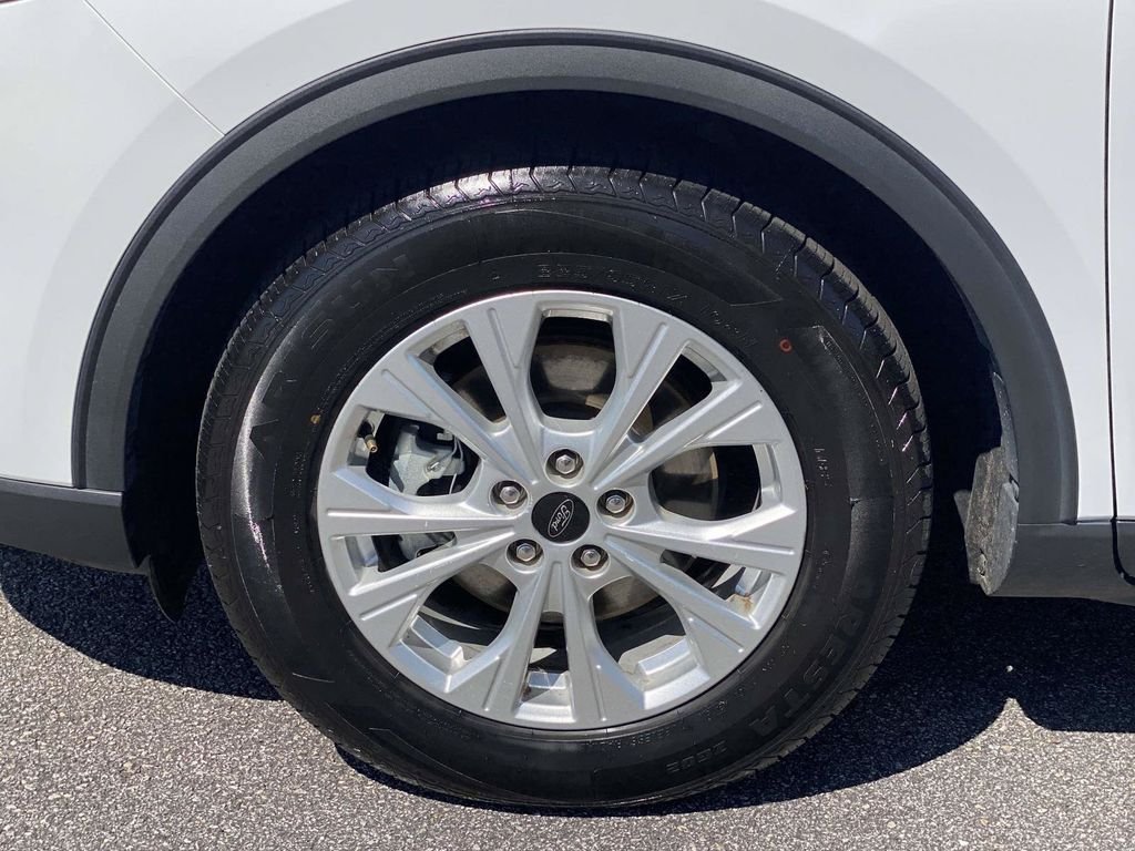 Certified 2025 Ford Escape Active FWD image 12