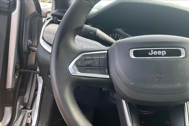 Used 2024 Jeep Compass Latitude AWD/4WD image 18
