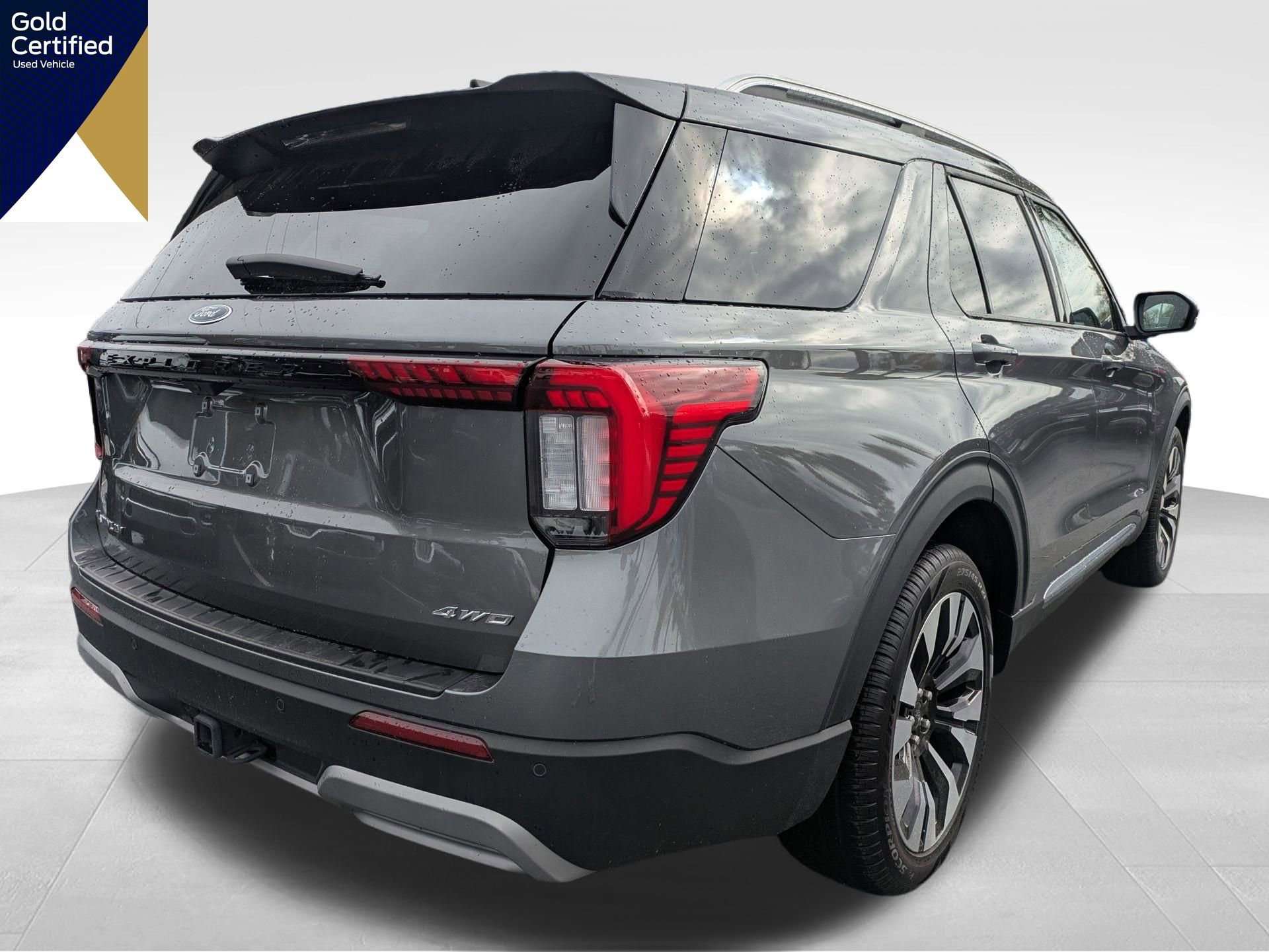 Certified 2025 Ford Explorer Platinum w/ LUX Leather Package image 6