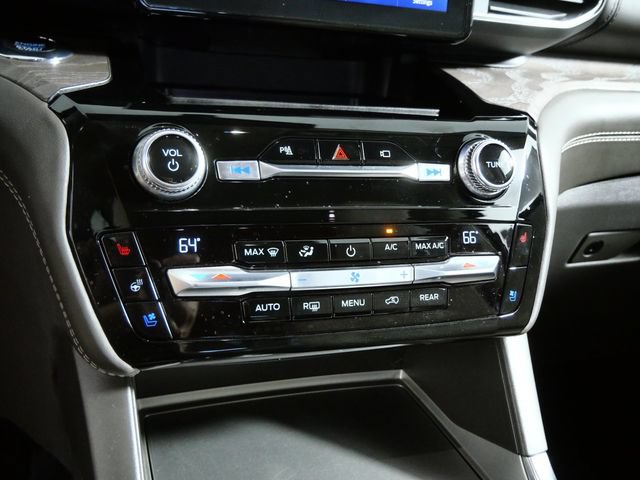 Certified 2021 Ford Explorer Platinum w/ Equipment Group 601A AWD/4WD image 23