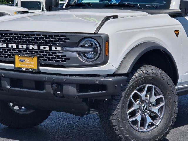 Certified 2023 Ford Bronco Badlands AWD/4WD image 2