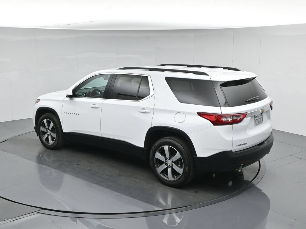 Used 2020 Chevrolet Traverse LT w/ LT Premium Package FWD image 46