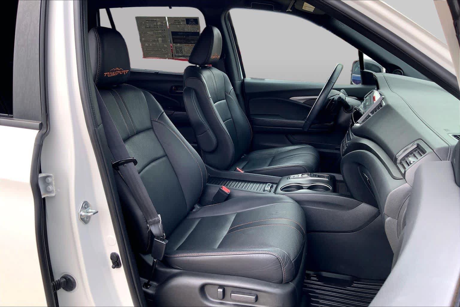 Used 2022 Honda Passport TrailSport image 9
