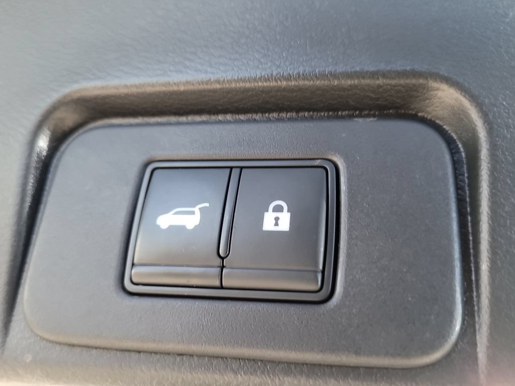 Used 2021 Nissan Rogue SV w/ Premium Package FWD image 8