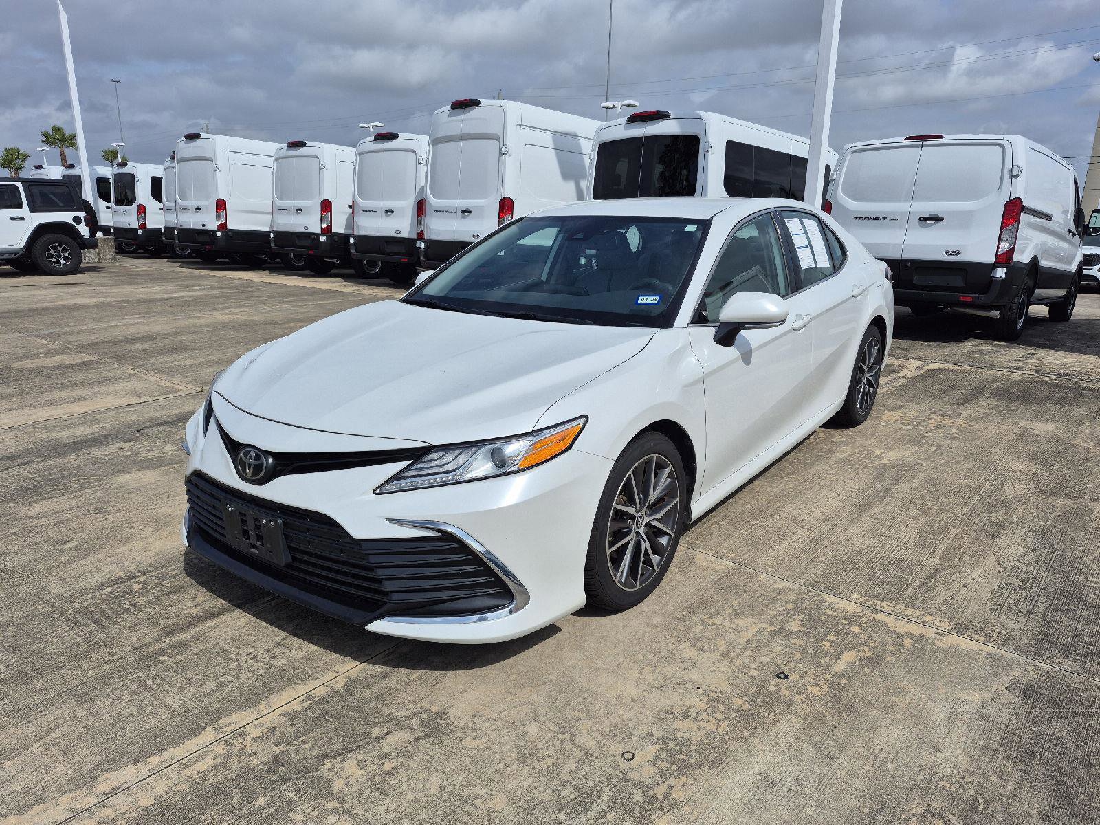 Used 2021 Toyota Camry XLE