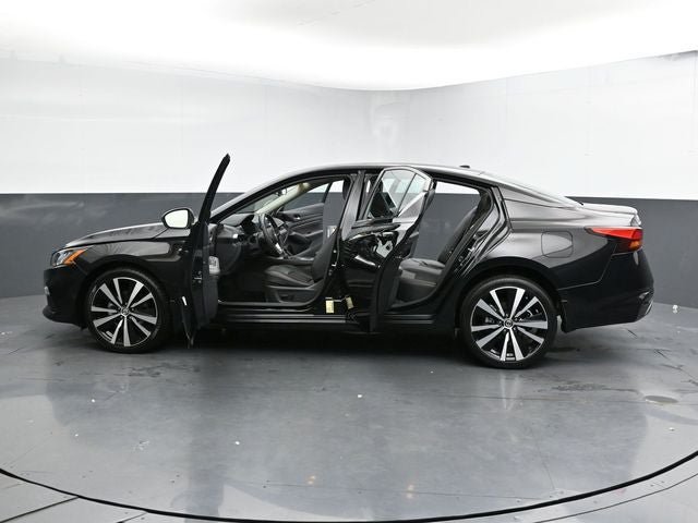 Used 2022 Nissan Altima 2.5 SR AWD/4WD image 44