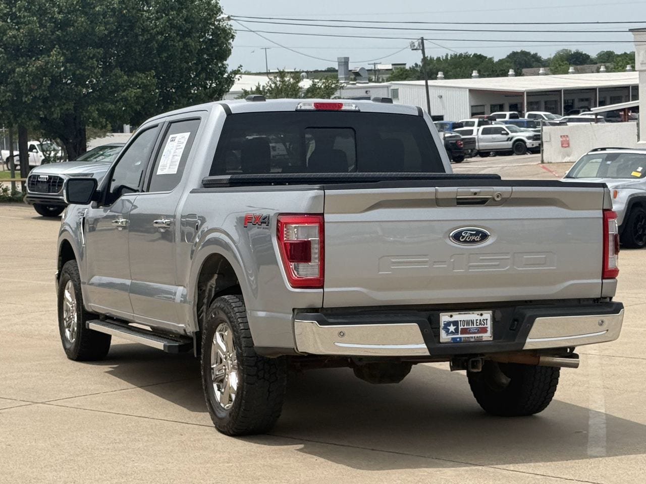 Certified 2023 Ford F150 Lariat w/ FX4 Off-Road Package AWD/4WD image 5