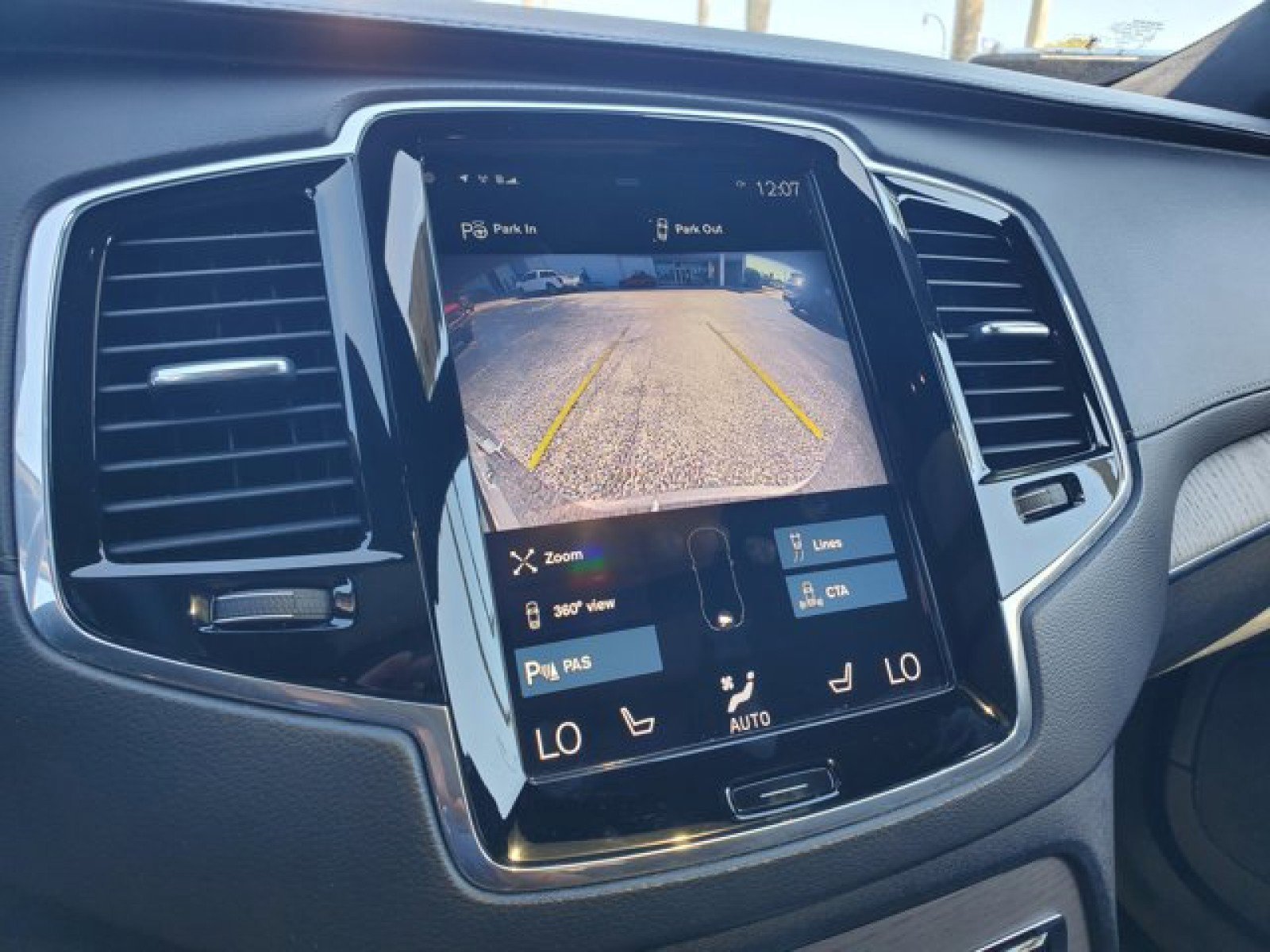 Used 2020 Volvo XC90 T6 Inscription image 23