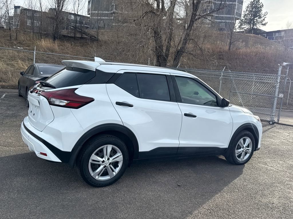 Used 2022 Nissan Kicks S w/ Interior Electronics Package image 6