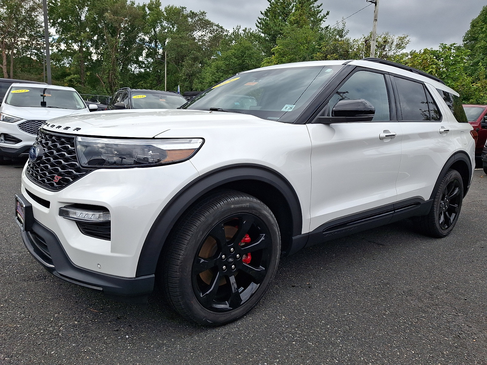 Certified 2024 Ford Explorer ST w/ Equipment Group 401A AWD/4WD image 5