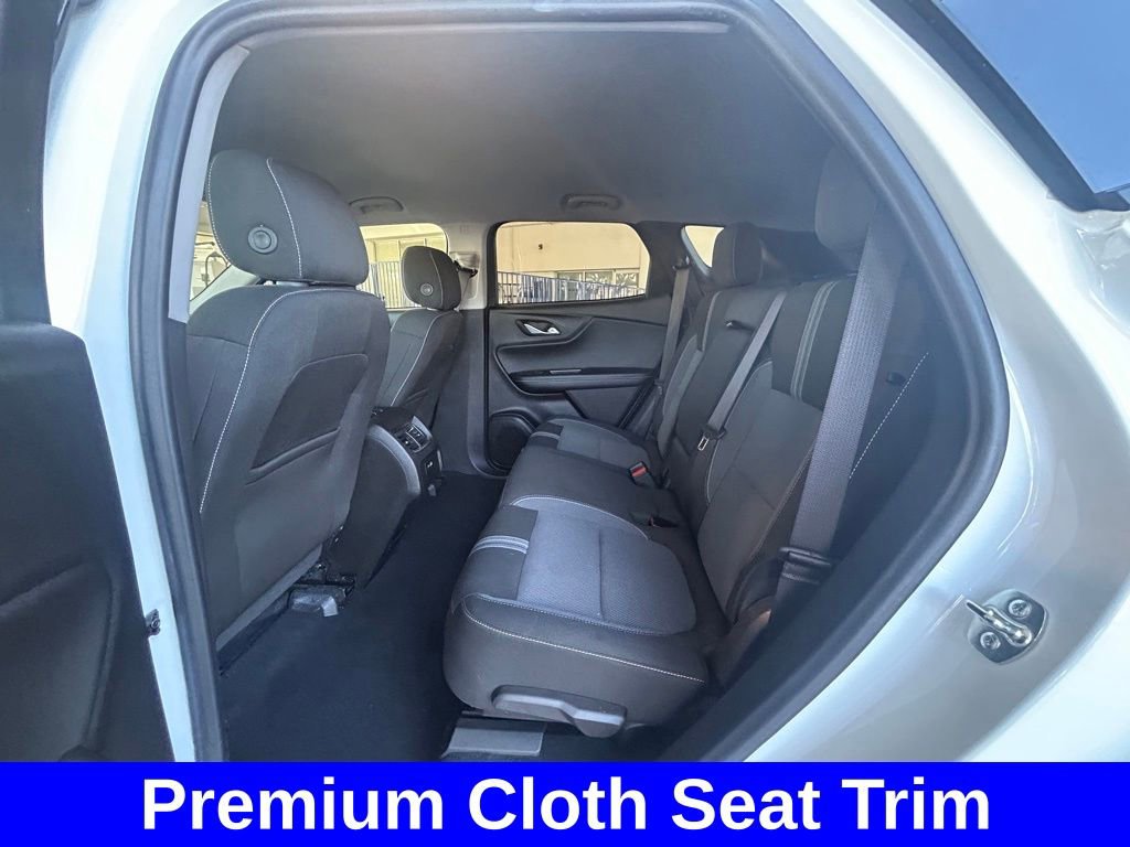 Used 2025 Chevrolet Blazer LT image 31