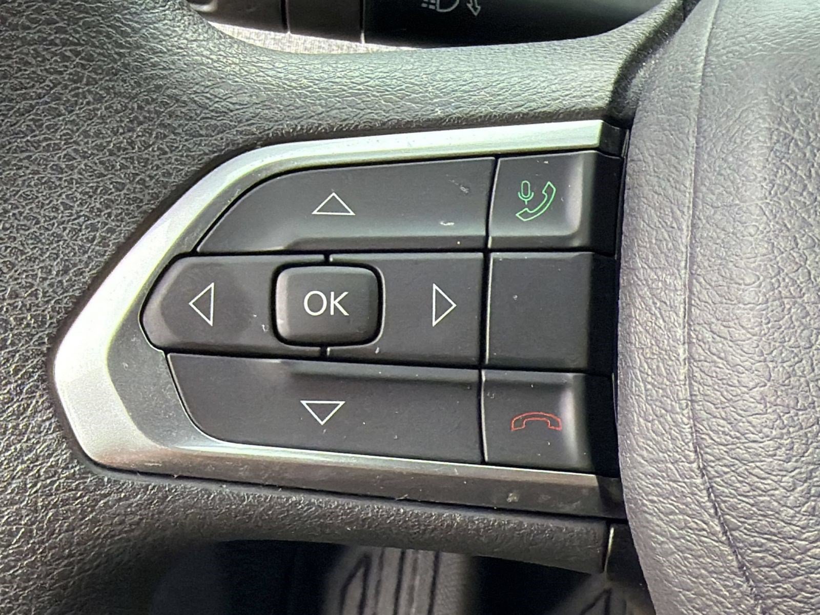Used 2024 Jeep Compass Sport AWD/4WD image 16